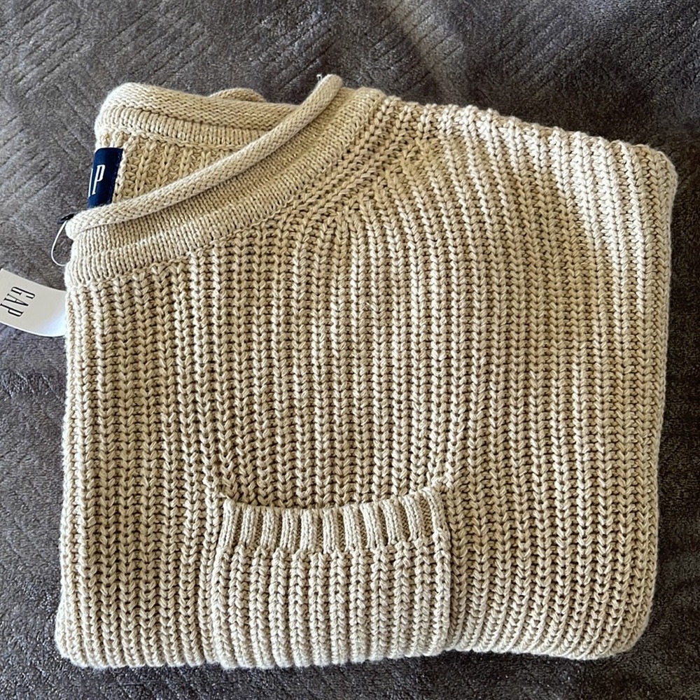NWT GAP Shaker-Stitch Pocket Sweater